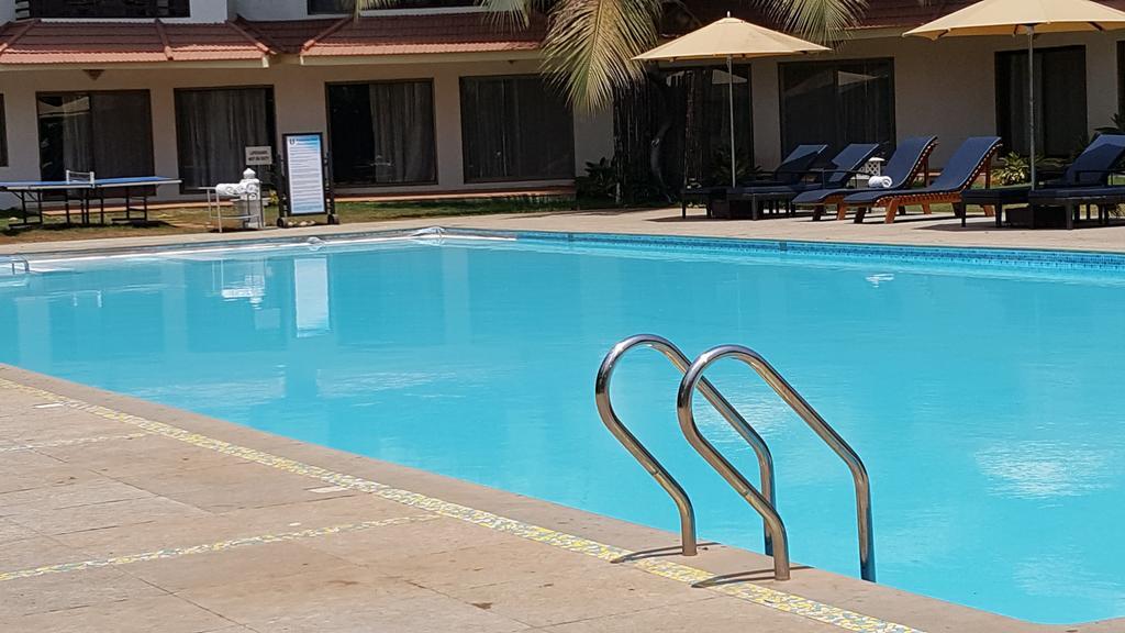 Tropicana Resort & Spa Alibaug Alībāg Exteriör bild